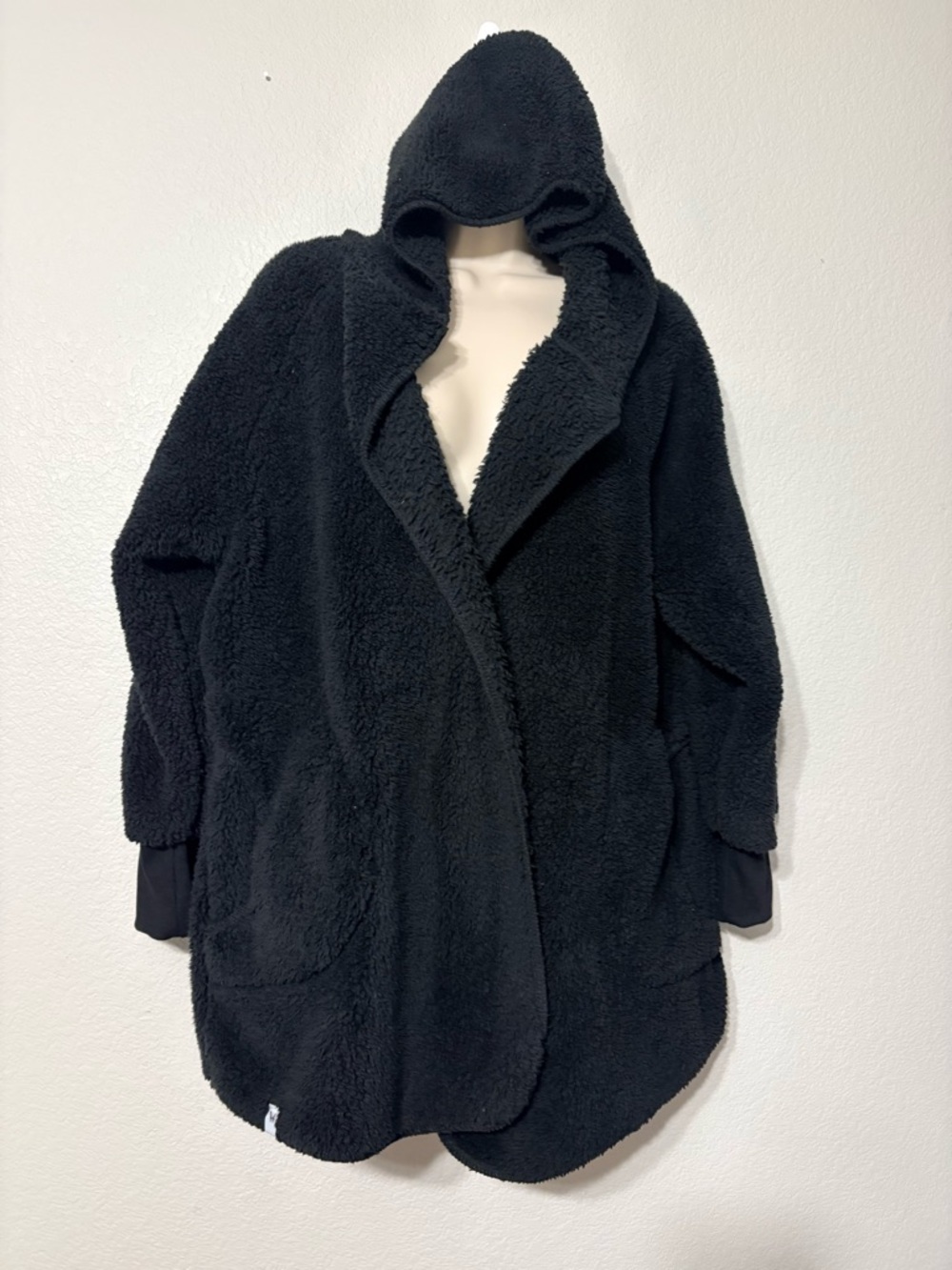 White Mark Black Cozy Hooded Lightweight Relaxed Open Front Teddy Coat. S/M